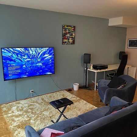 Апартаменты Beautiful Large Studio In Center Of Geneva Free Wifi Экстерьер фото